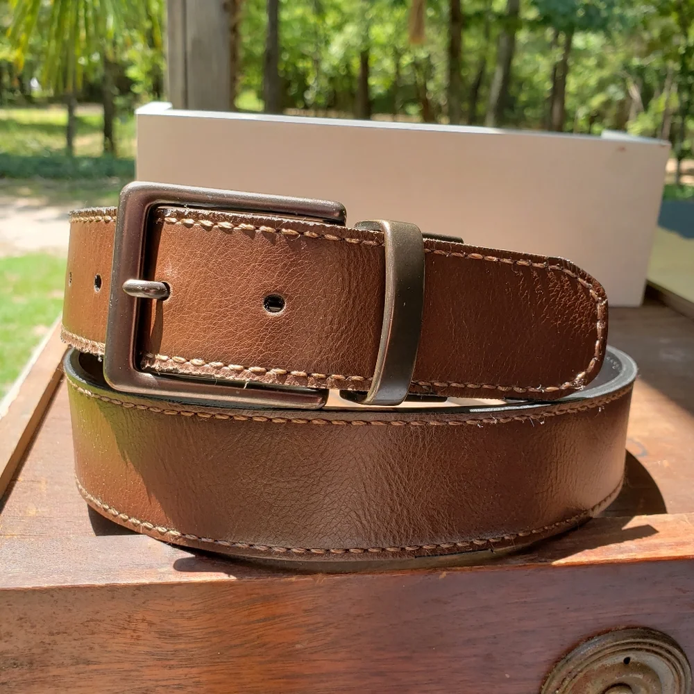 Levi's belt genuine leather top